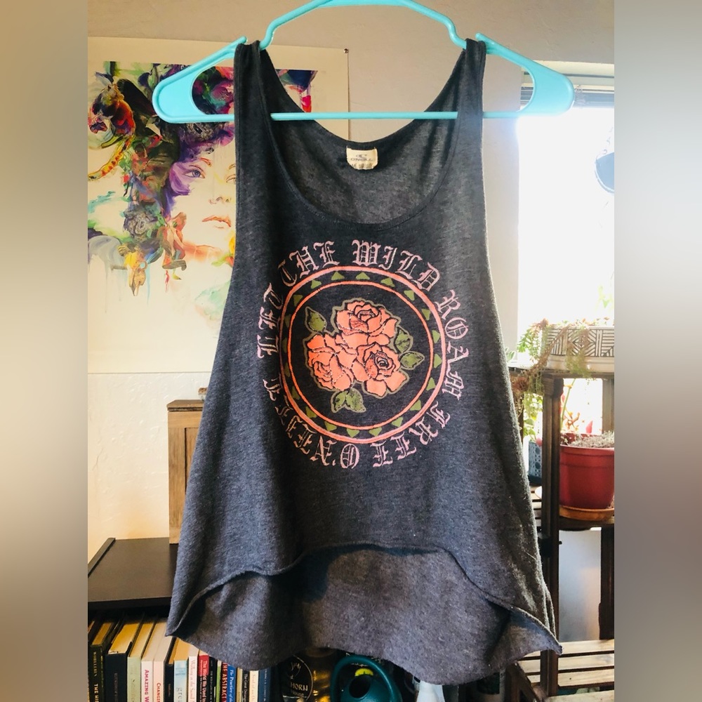 LET THE WILD ROAM FREE Rose Tank